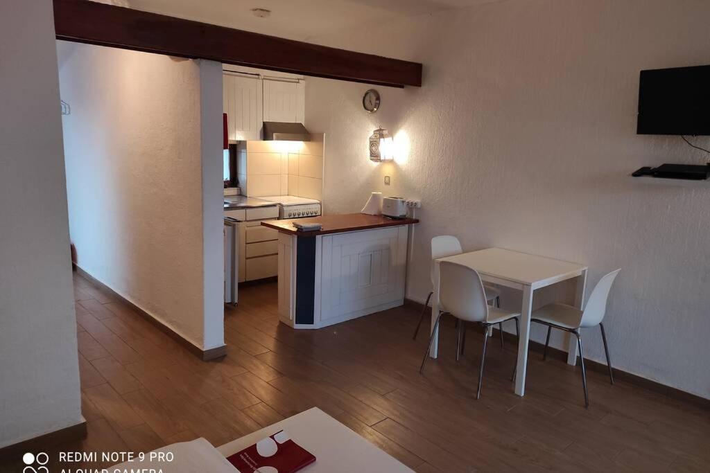 Fabulous Sea View Studio Near Old Town Albufeira Exterior photo